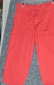 GUC White Stag Women's Reddish-Coral Capris